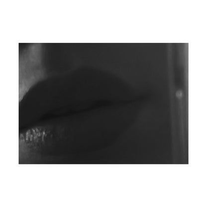 lips black